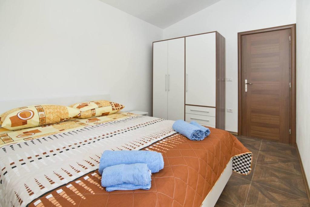 Apartments Neno Umag Ruang foto