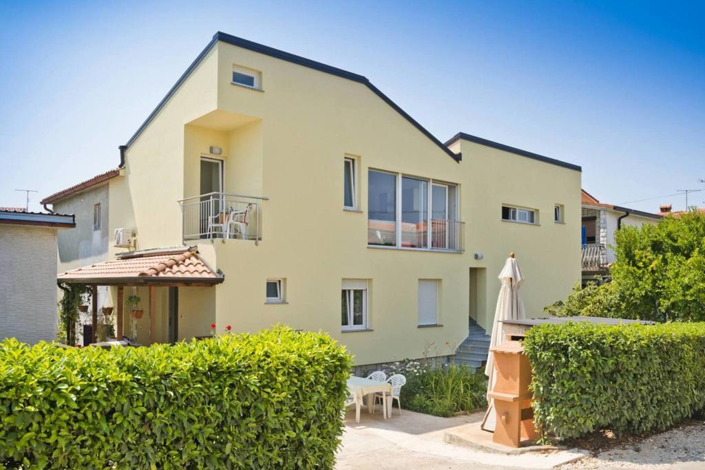 Apartments Neno Umag Ruang foto