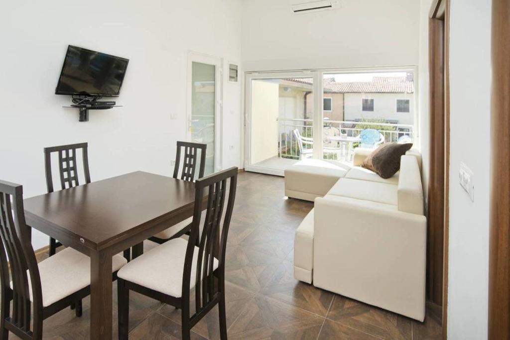 Apartments Neno Umag Ruang foto